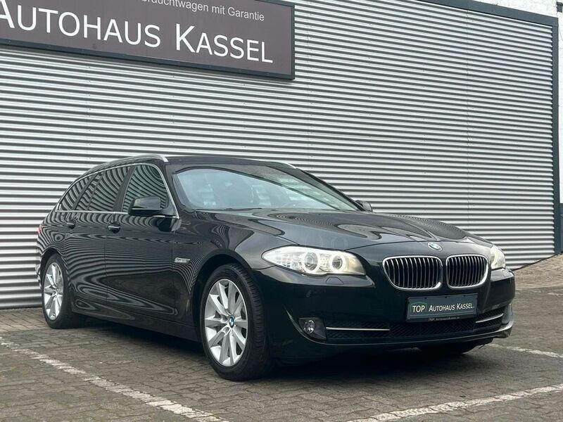 Gebraucht BMW 525 204 PS (150 kW) 2010 Schwarz Kombi