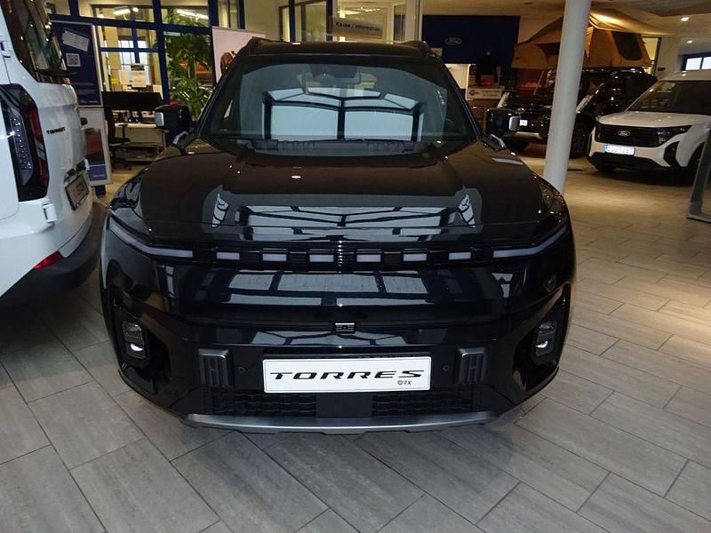 Schwarz Gebraucht 2025 Ssangyong Torres EVX SUV | 45.950 € - Bild 1/4