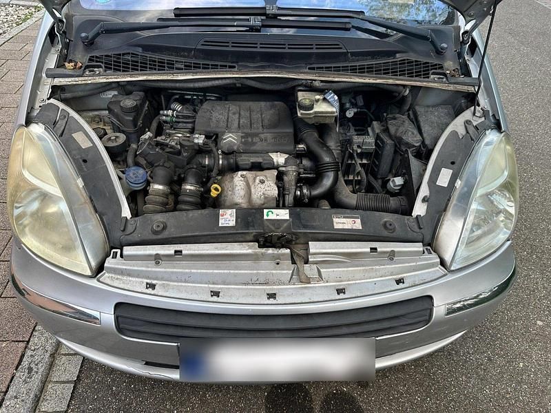 Gebraucht Citroën Xsara Picasso 108 PS (79 kW) 2007 Silber Van / Kleinbus