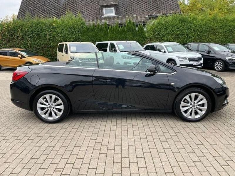 Gebraucht Opel Cascada Edition 140 PS (102 kW) 2016 Schwarz Cabrio