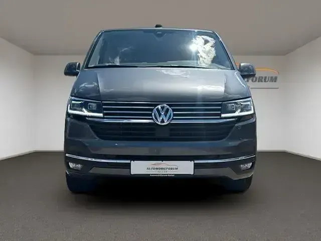 Gebraucht VW Multivan Style 150 PS (110 kW) 2020 Silber Van / Kleinbus