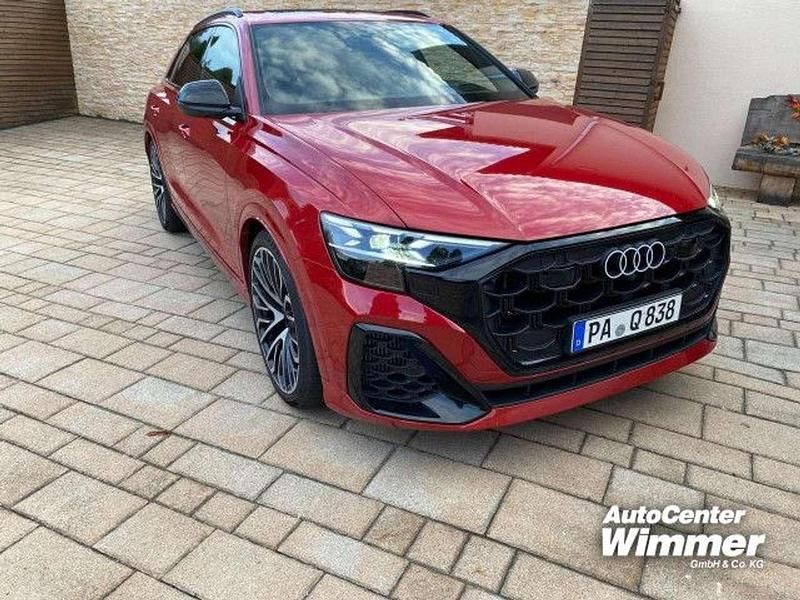 Gebraucht Audi SQ8 Sport 507 PS (372 kW) 2023 Rot SUV