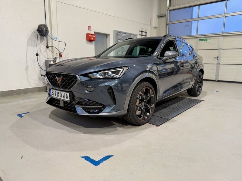 Grau Gebraucht 2022 Cupra Formentor VZ SUV | 33.500 € (Fairer Preis) - Bild 1/4