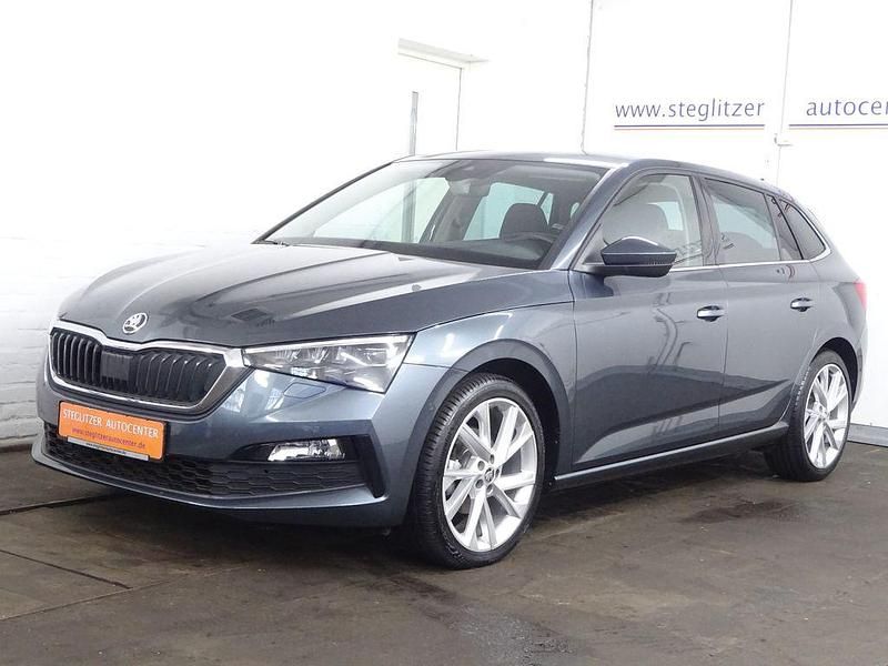 Quarzgrau metallic Gebraucht 2021 Skoda Scala Style Kleinwagen | 20.800 € (Fairer Preis) - Bild 1/4
