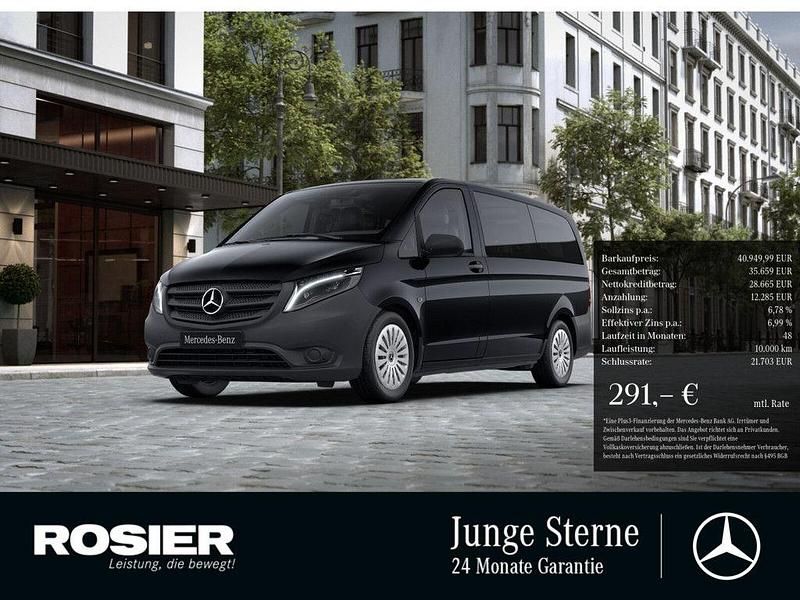 Schwarz / obsidianschwarz Gebraucht 2024 Mercedes Vito Van / Kleinbus | 40.950 € (Teuer) - Bild 1/3