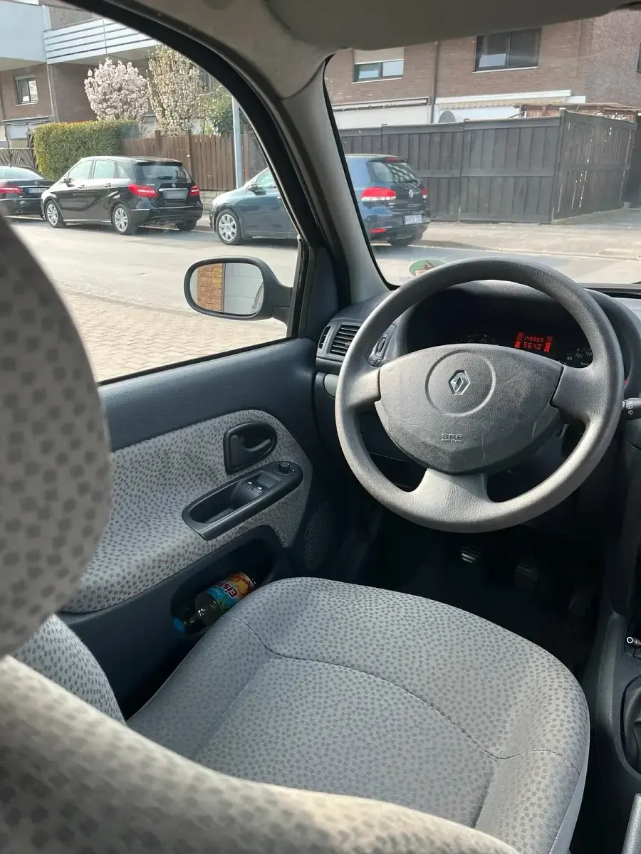 Brugt Renault Clio II 58 HK (42 kW) 2005 Blå Hatchback