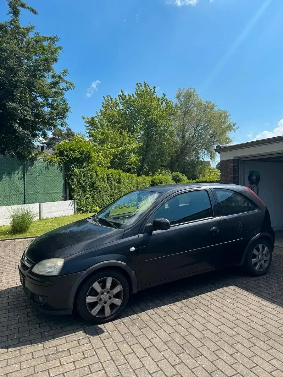 Gebraucht Opel Corsa 101 PS (74 kW) 2005 Schwarz Kleinwagen