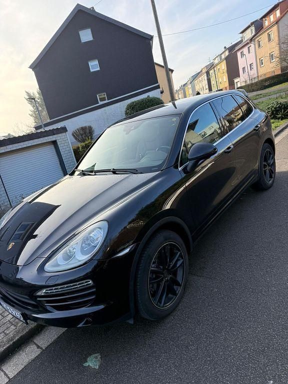 Gebraucht Porsche Cayenne 248 PS (182 kW) 2012 Schwarz SUV