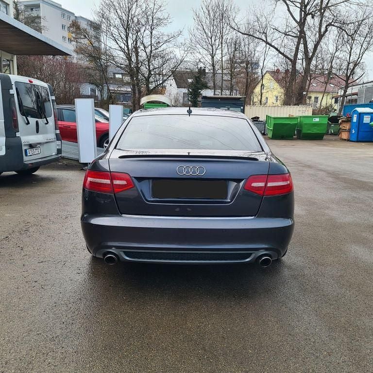 Usado Audi A6 S-line plus 290 HP (213 kW) 2009 Cinzento Sedan