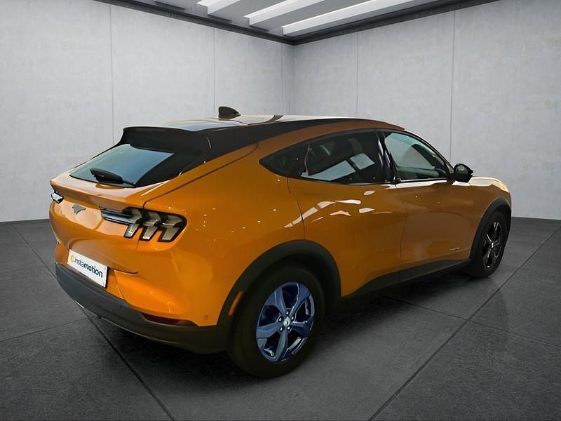 Gebraucht Ford Mustang Mach-E 197 kW (269 PS) 2023 Orange SUV