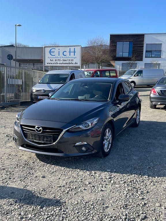 Gebraucht Mazda 3 Center-Line 120 PS (88 kW) 2015 Grau Limousine