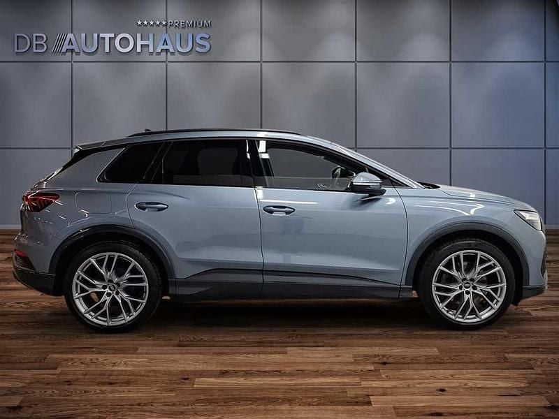 Gebraucht Audi Q4 e-tron Ambiente 150 kW (204 PS) 2023 Blau SUV