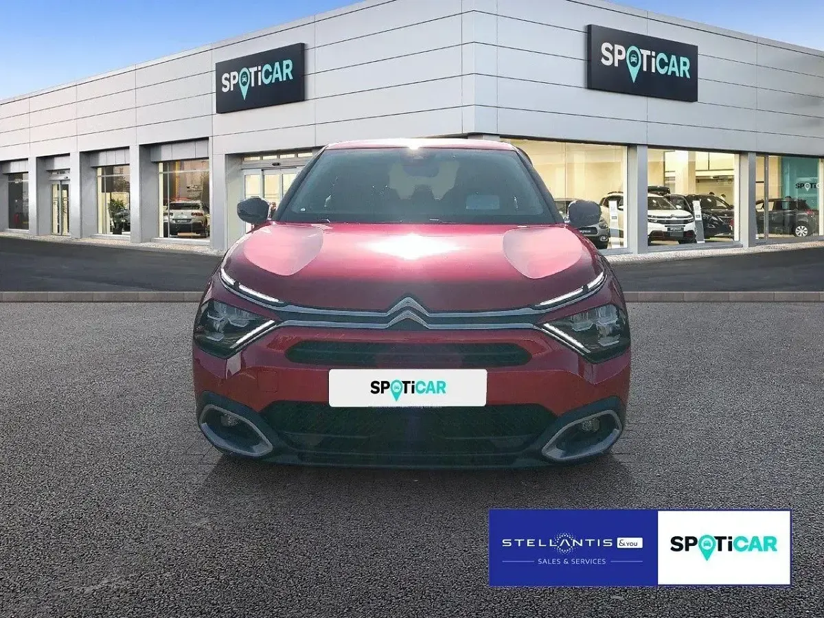 Używany Citroën C4 Shine 131 KM (96 kW) 2024 Czerwony SUV