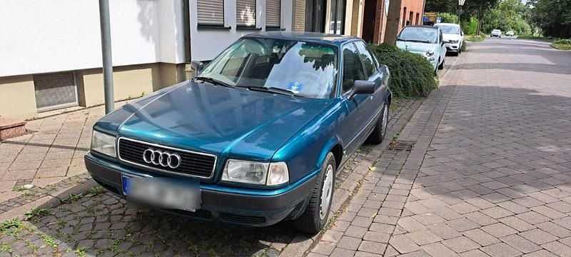 Grün Gebraucht 1992 Audi 80 Limousine | 1.850 € - Bild 1/4