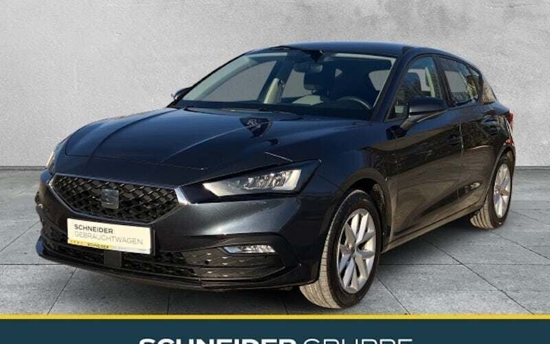 Grau Gebraucht 2021 Seat Leon Style Limousine | 18.490 € (Fairer Preis) - Bild 1/4