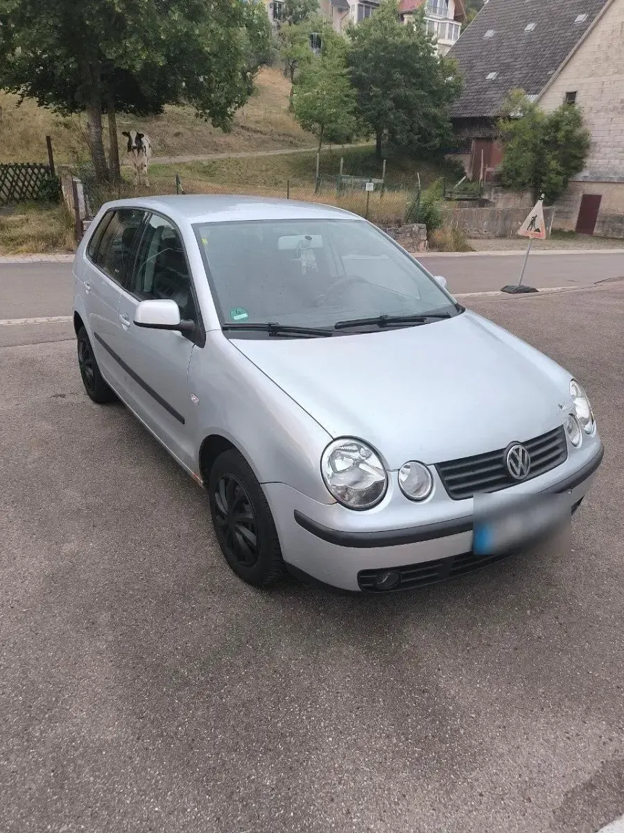 Gebraucht VW Polo 65 PS (47 kW) 2002 Silber Kleinwagen