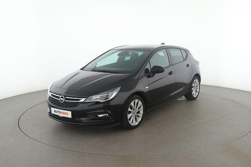 Schwarz Gebraucht 2018 Opel Astra Active Limousine | 13.340 € (Etwas zu teuer) - Bild 1/3