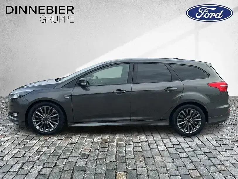 Gebraucht Ford Focus ST-Line 125 PS (91 kW) 2018 Grau (metallic) Kombi