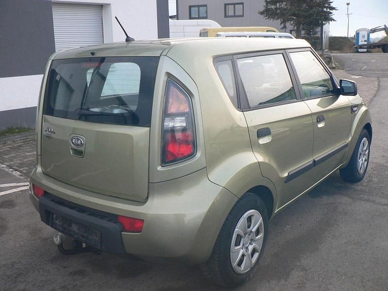 Gebraucht Kia Soul Attract 126 PS (92 kW) 2009 Grün SUV