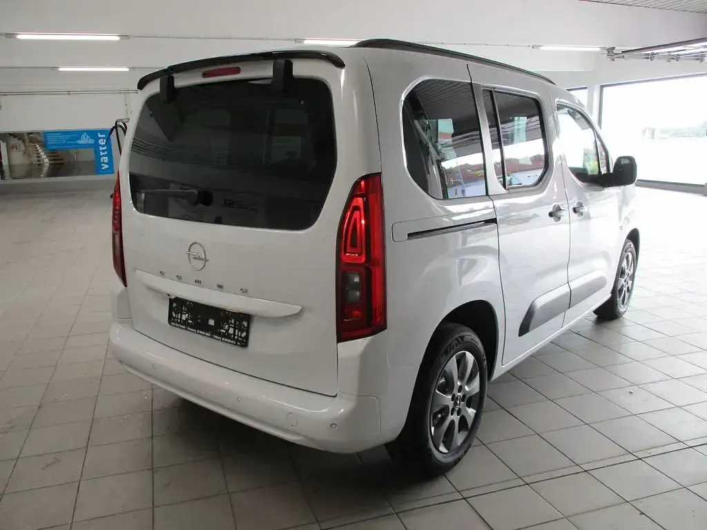 Neu Opel Combo Life Edition 110 PS (80 kW) 2026 Weiß Van / Kleinbus