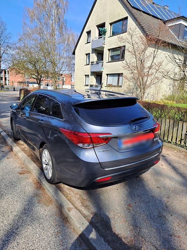Gebraucht Hyundai i40 2012 Grau Kombi