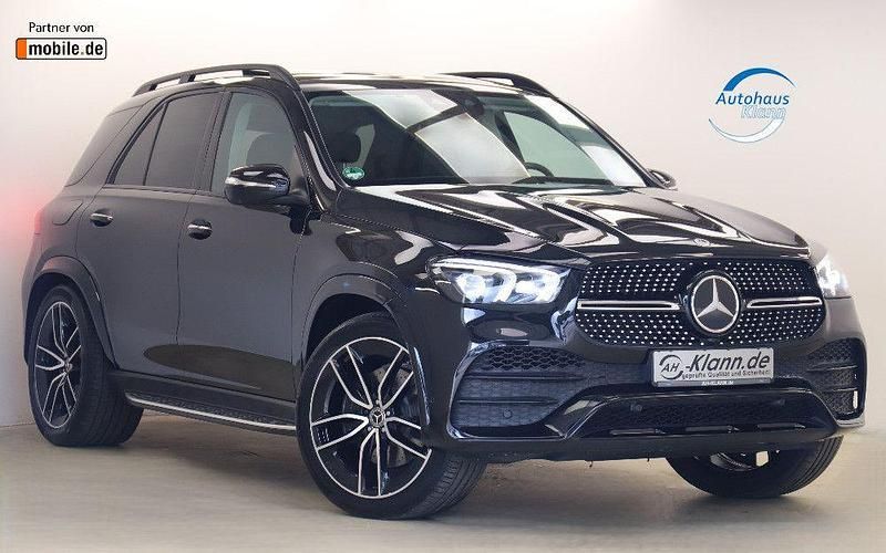 Obsidianschwarz (metallic) Gebraucht 2021 Mercedes GLE400 AMG SUV | 74.999 € (Etwas zu teuer) - Bild 1/4