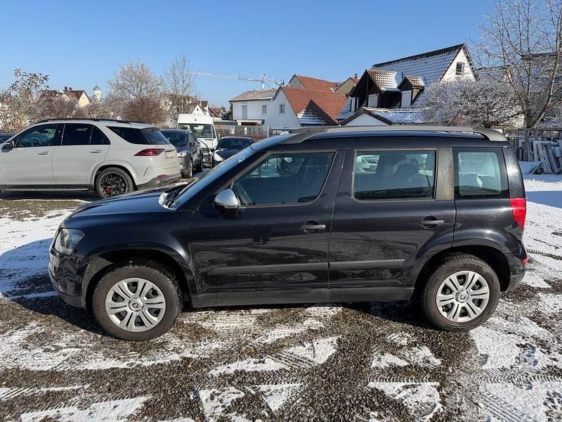Gebraucht Skoda Yeti Active 110 PS (80 kW) 2015 Schwarz SUV