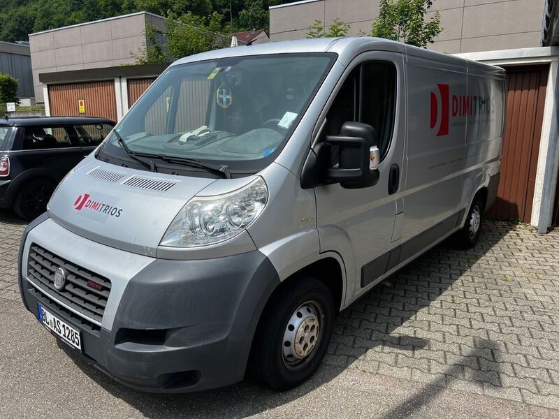 Grau Gebraucht 2010 Fiat Ducato Van | 10.999 € (Fairer Preis) - Bild 1/4