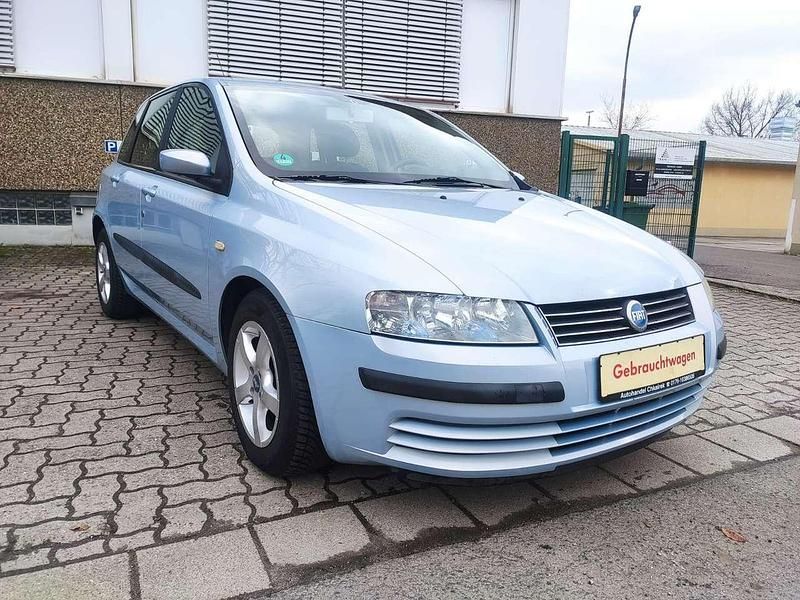 Steingrau met. Gebraucht 2002 Fiat Stilo Dynamic Kleinwagen | 1.990 € (Fairer Preis) - Bild 1/4