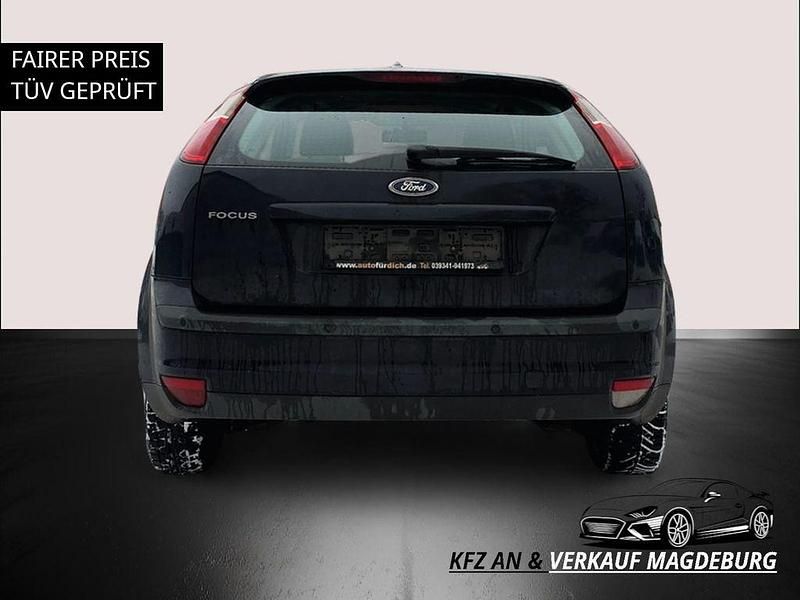 Gebraucht Ford Focus Fun X 116 PS (85 kW) 2006 Blau Limousine