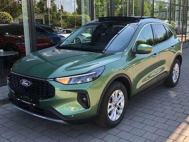 Grün Gebraucht 2024 Ford Kuga Titanium SUV | 41.589 € (Teuer) - Bild 1/4