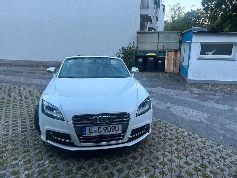 Gebraucht Audi TTS Sport 272 PS (200 kW) 2011 Weiß Cabrio