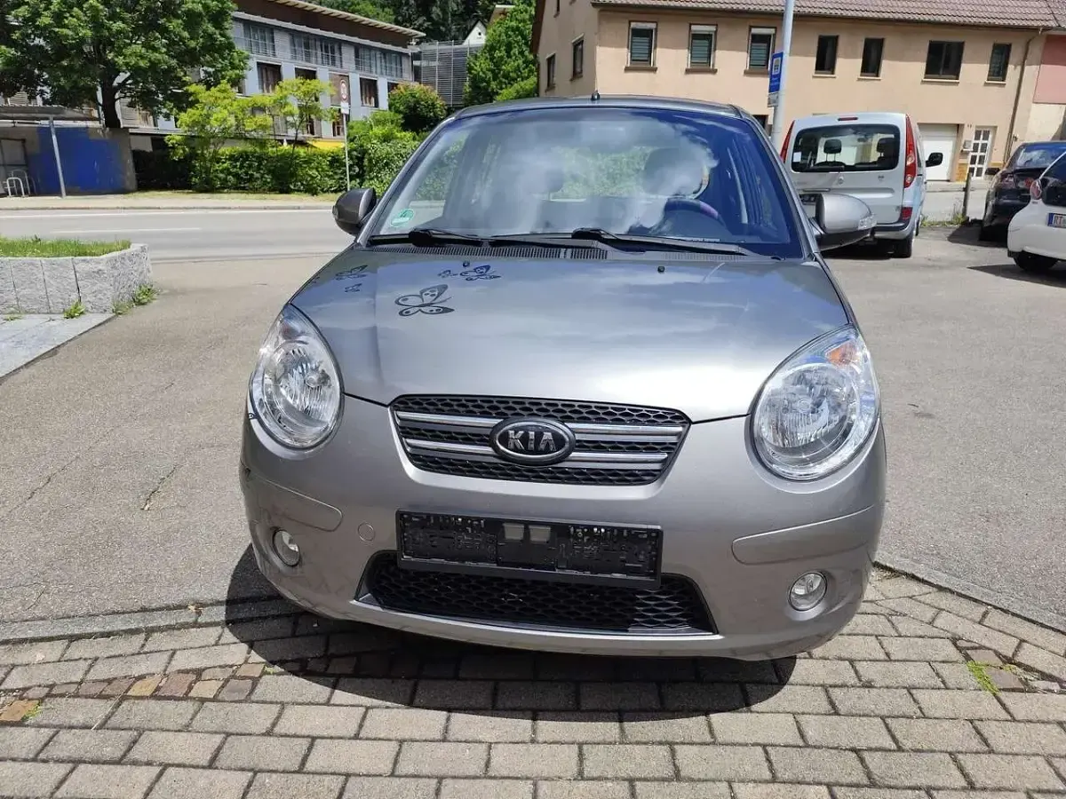 Gebraucht Kia Picanto 65 PS (47 kW) 2008 Titaniumsilber met. Kleinwagen