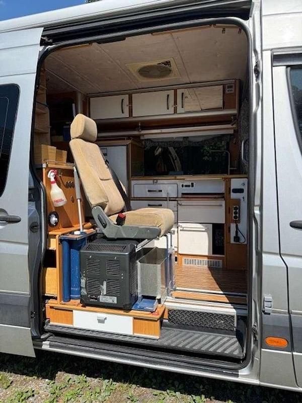 Silber Gebraucht 2014 Mercedes Sprinter Van | 23.900 € - Bild 1/4