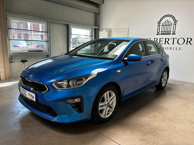 Gebraucht Kia Ceed 140 PS (102 kW) 2018 Blau Kleinwagen