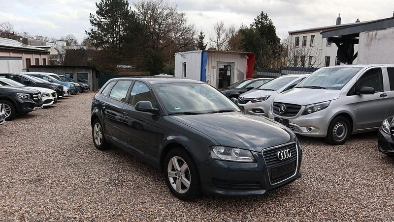 Gebraucht Audi A3 Ambiente 125 PS (91 kW) 2009 Grau Kleinwagen