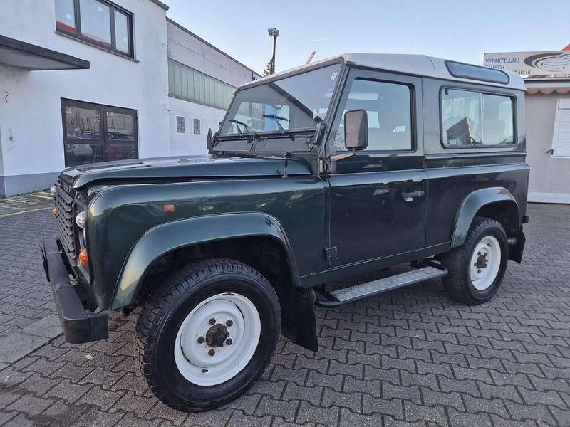 Gebraucht Land Rover Defender 113 PS (83 kW) 1998 Grün SUV