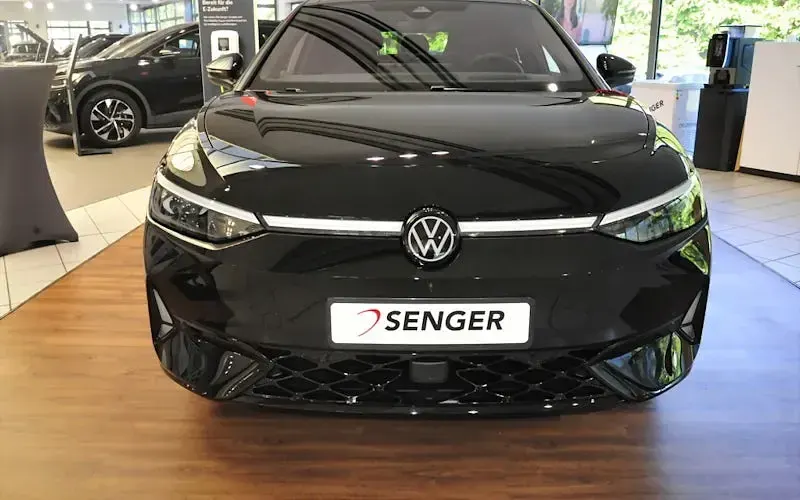 Neu VW ID.7 GTX 250 kW (340 PS) 2026 Schwarz Kombi