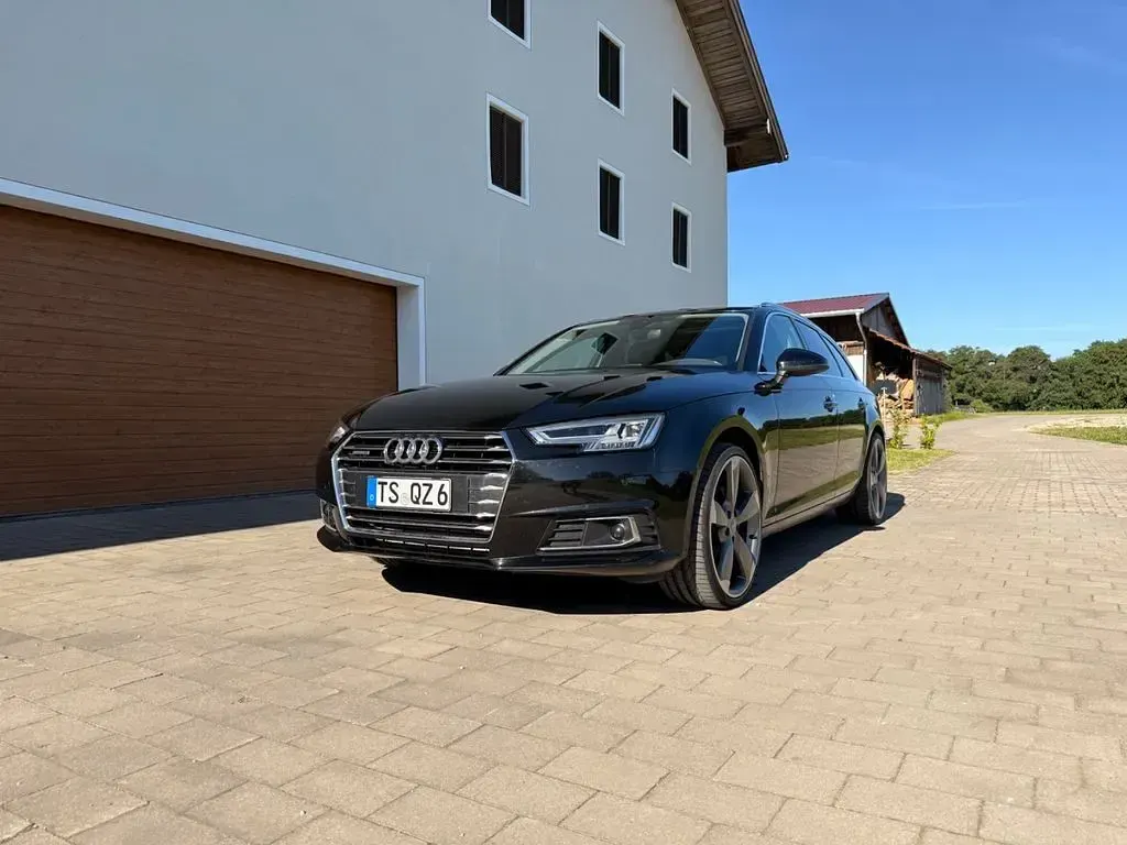 Gebraucht Audi A4 Sport 218 PS (160 kW) 2016 Schwarz Kombi