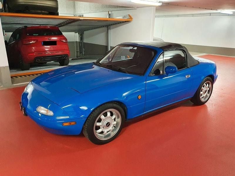 Gebraucht Mazda MX5 116 PS (85 kW) 1991 Blau Cabrio
