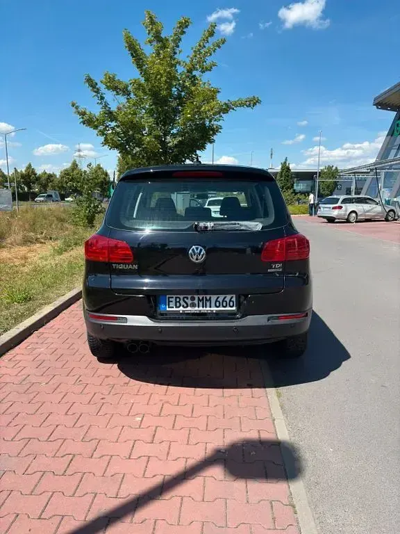 Gebraucht VW Tiguan Trendline 110 PS (80 kW) 2014 Schwarz SUV