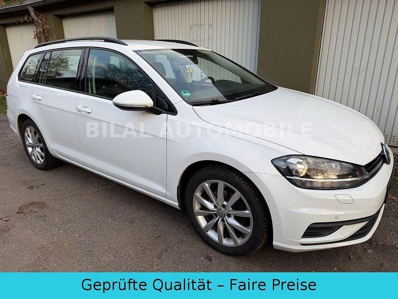 Gebraucht VW Golf VII 116 PS (85 kW) 2020 Weiß Kombi