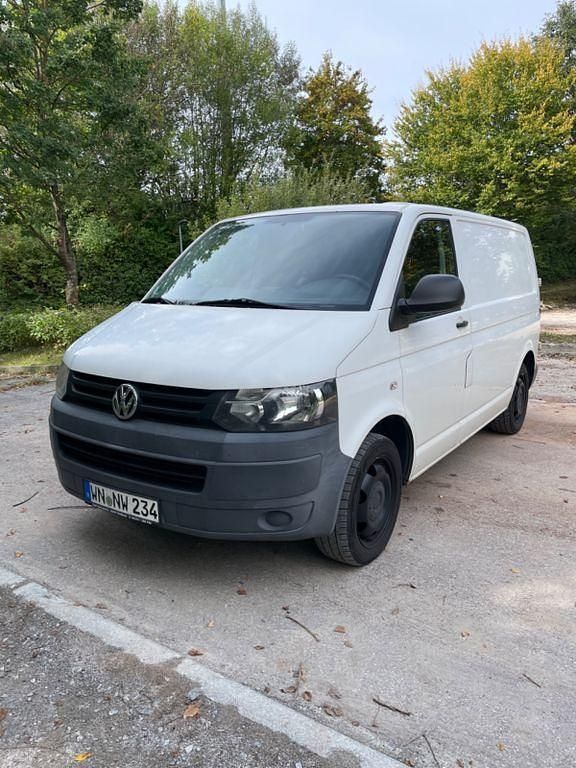 Weiß Gebraucht 2010 VW T5 Van | 5.000 € - Bild 1/4