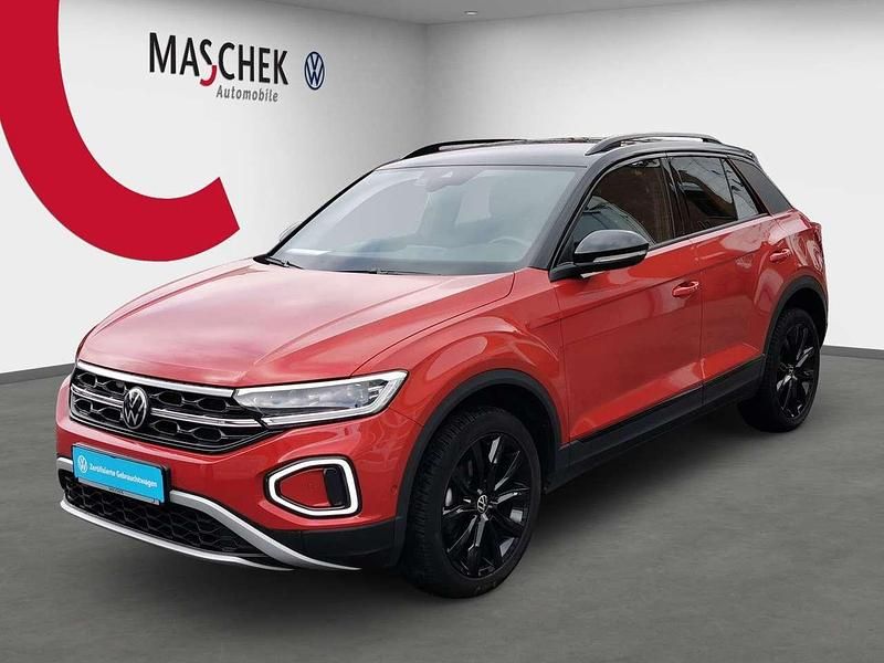 Gebraucht VW T-Roc Style 110 PS (80 kW) 2023 Kings red metallic schwarz SUV