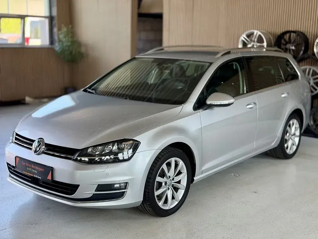 Gebraucht VW Golf VII Highline 150 PS (110 kW) 2017 Silber Kombi