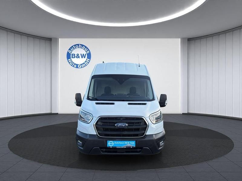 Gebraucht Ford Transit Trend 185 PS (136 kW) 2020 Weiß Van / Kleinbus