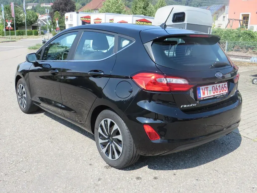 Gebraucht Ford Fiesta Titanium 125 PS (91 kW) 2023 Obsidianschwarz metallic Kleinwagen