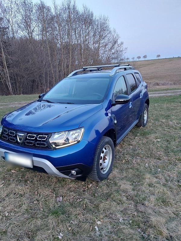 Gebraucht Dacia Duster Celebration 131 PS (96 kW) 2021 Blau SUV