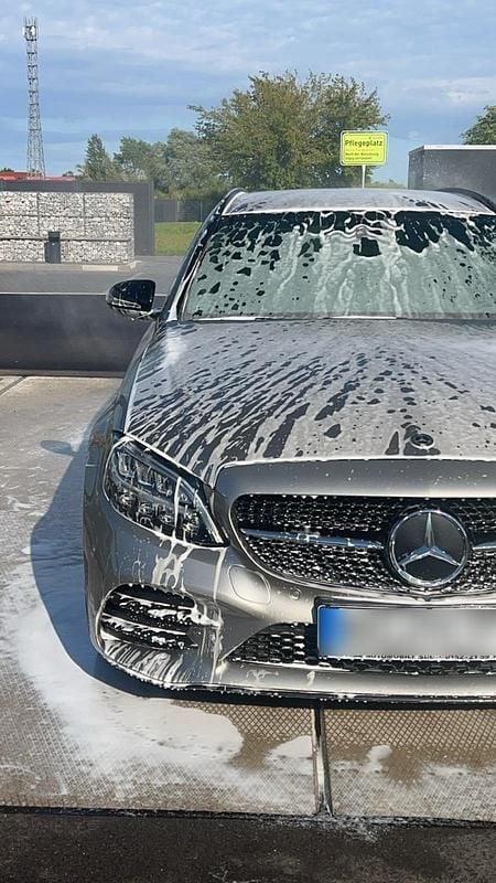 Gebraucht 2021 Mercedes C220 AMG line Kombi | 24.500 € (Fairer Preis) - Bild 1/4