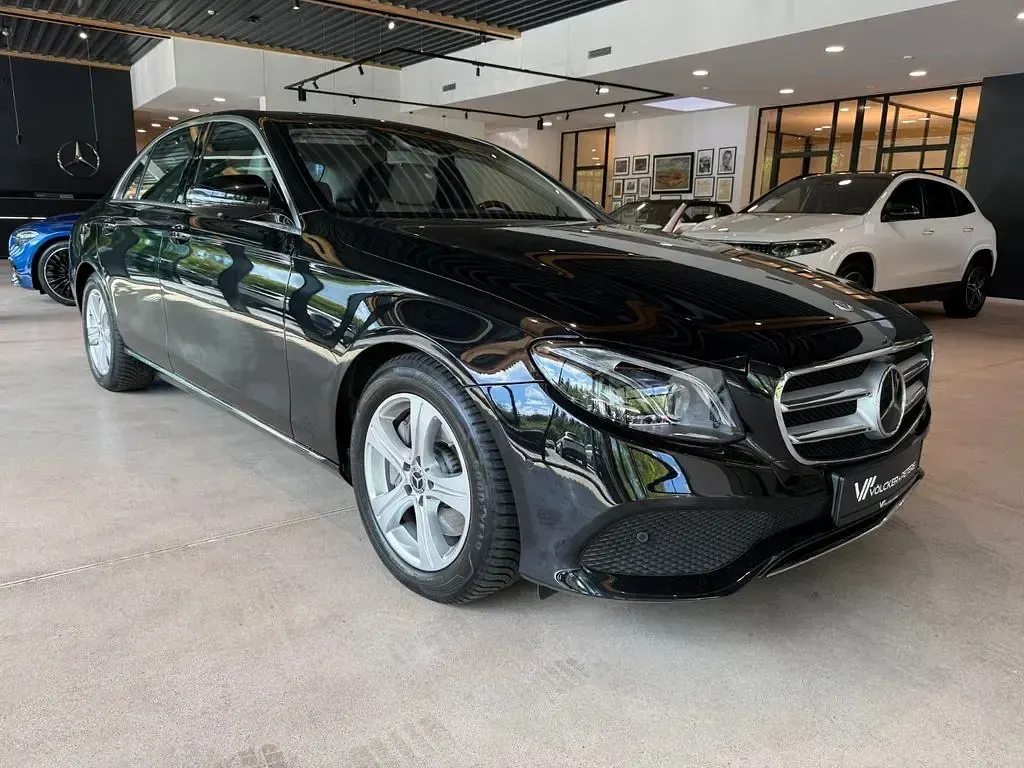 Gebraucht Mercedes E300 245 PS (180 kW) 2017 Schwarz Limousine